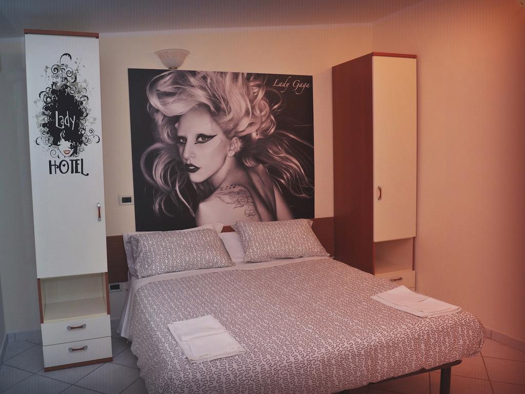 Hotel Lady Rimini Eksteriør bilde
