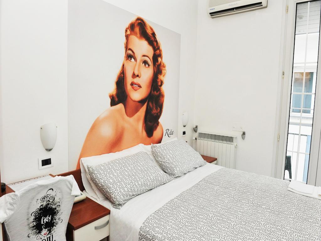 Hotel Lady Rimini Eksteriør bilde