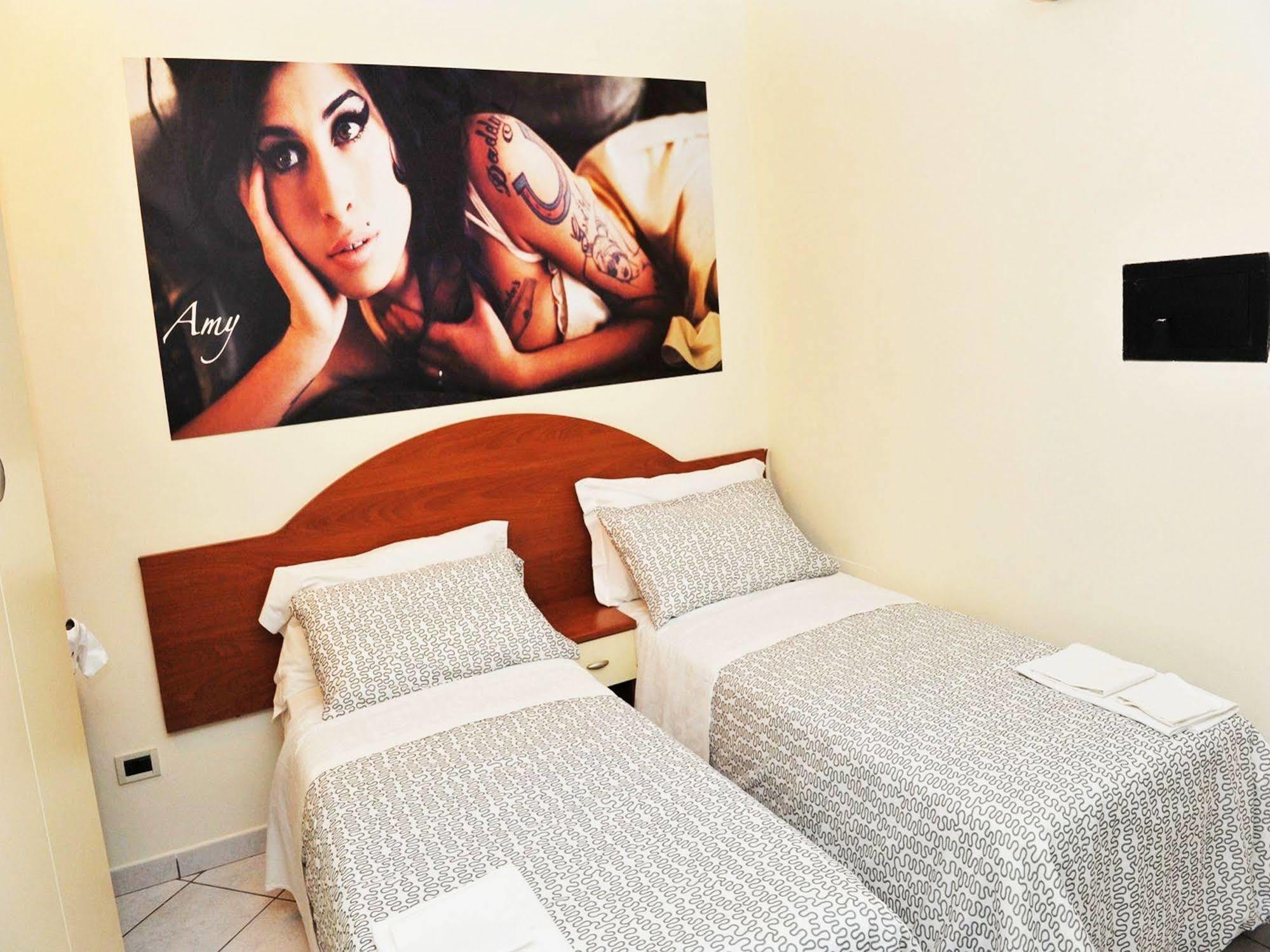 Hotel Lady Rimini Eksteriør bilde